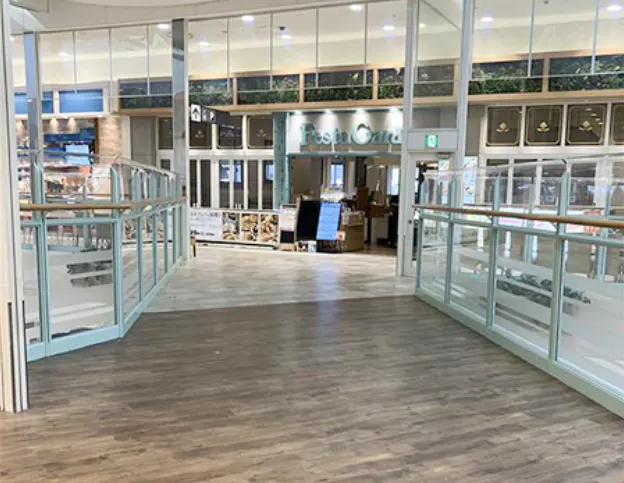 【イオンモール熱田*】4F　北渡デッキ