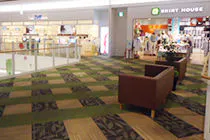 【イオンモール久御山】各種プロモーションや物販に最適なカンダ前イベントスペース