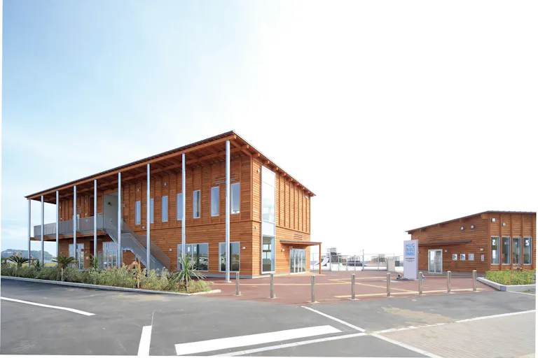 【HUG-RIDE PARK】鵠沼海浜公園"ハグライドパーク"ガーデンゾーンの画像1