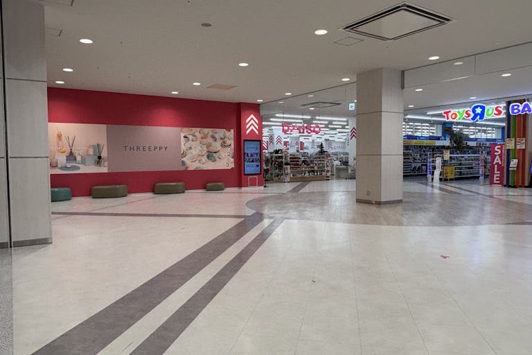 【イオンモール福津】3階 サウスブリッジA(トイザらス前)の画像1