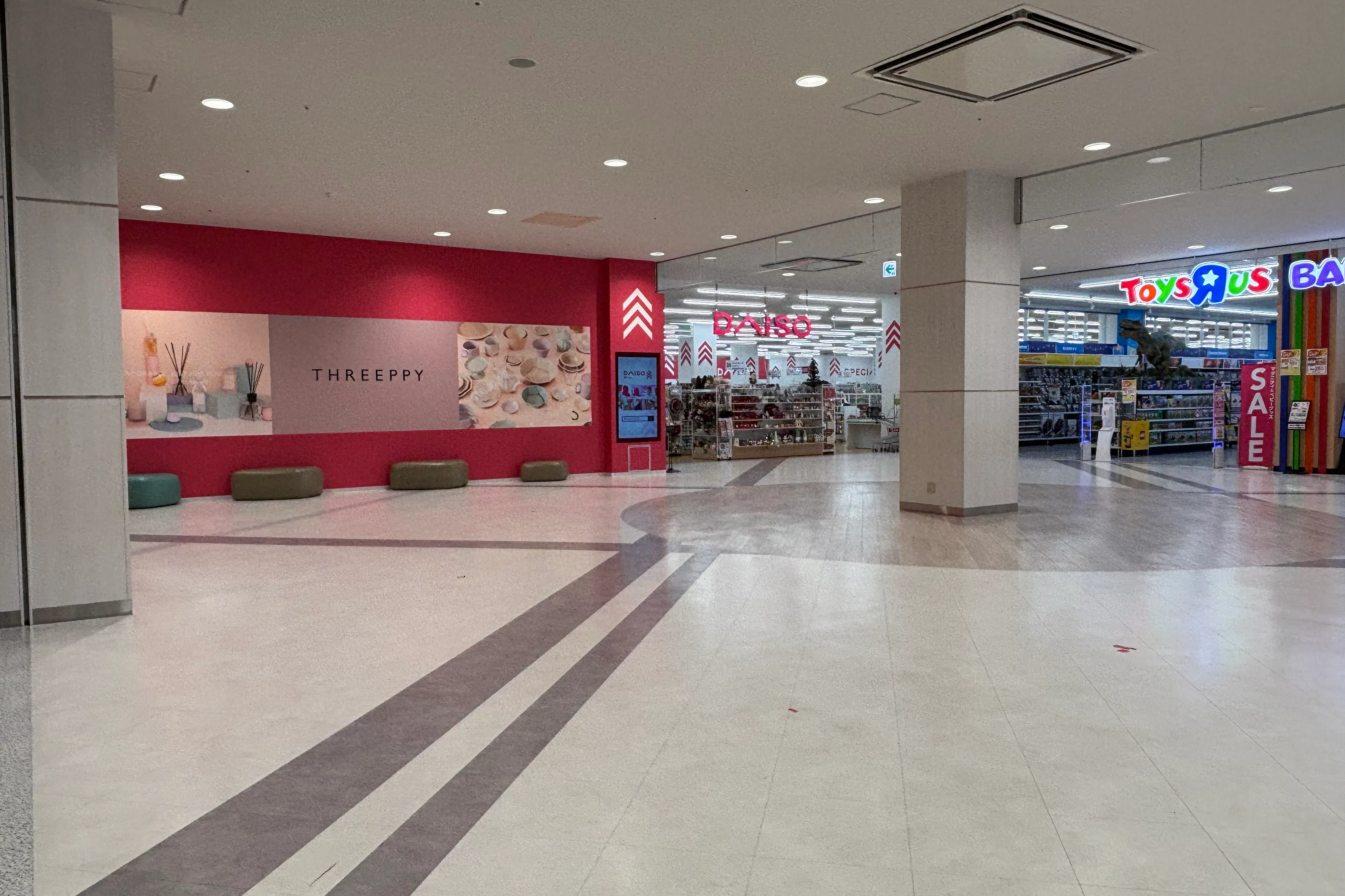 【イオンモール福津】3階 サウスブリッジA(トイザらス前)