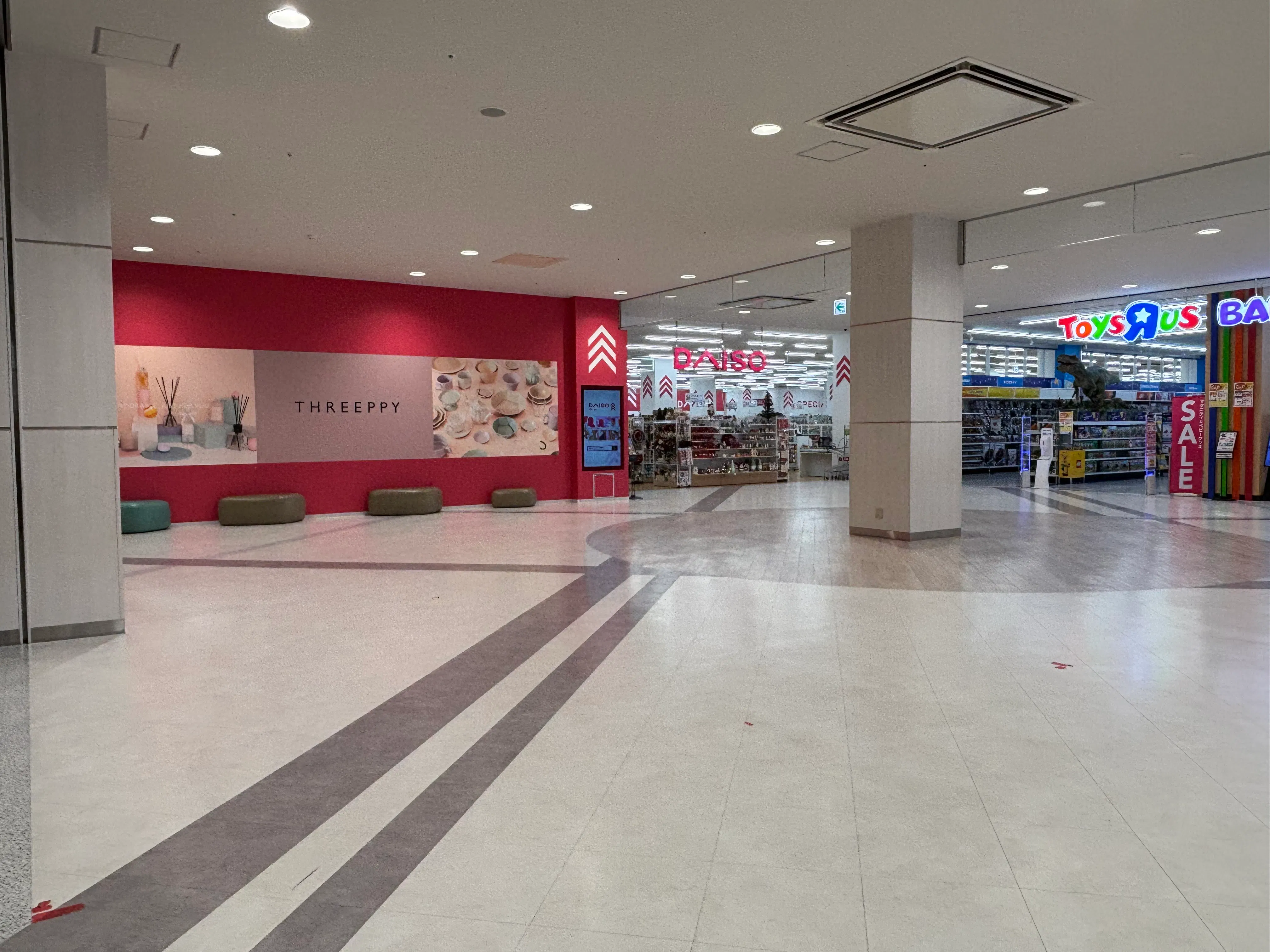 【イオンモール福津】3階 サウスブリッジA(トイザらス前)