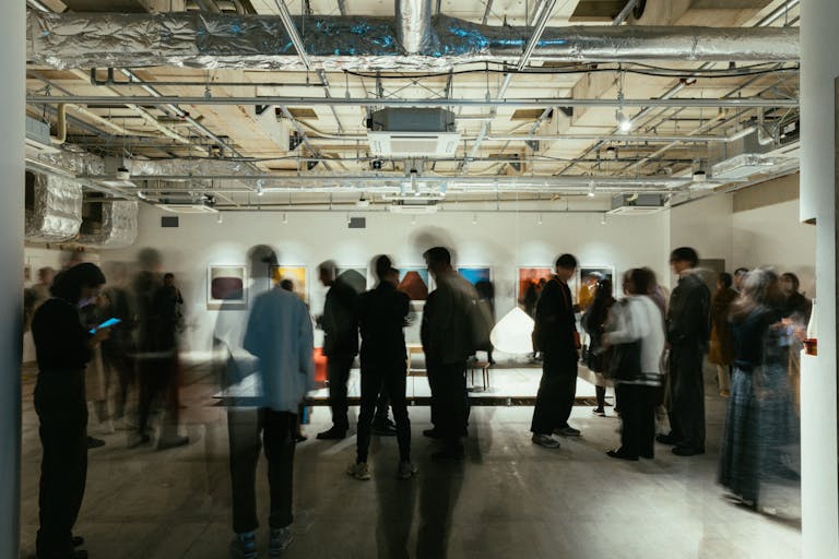 【茅場町駅2分】展示会・イベントに適した白壁でシックな雰囲気のイベントスペースの画像2