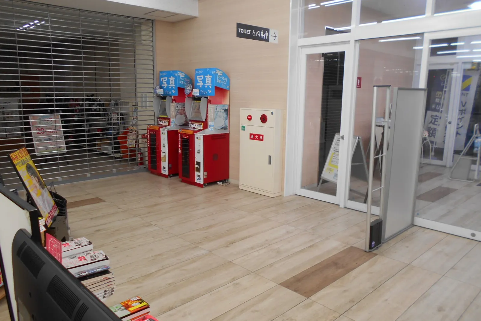 【TSUTAYA中津店】物販に適した店内入り口近くのイベントスペース