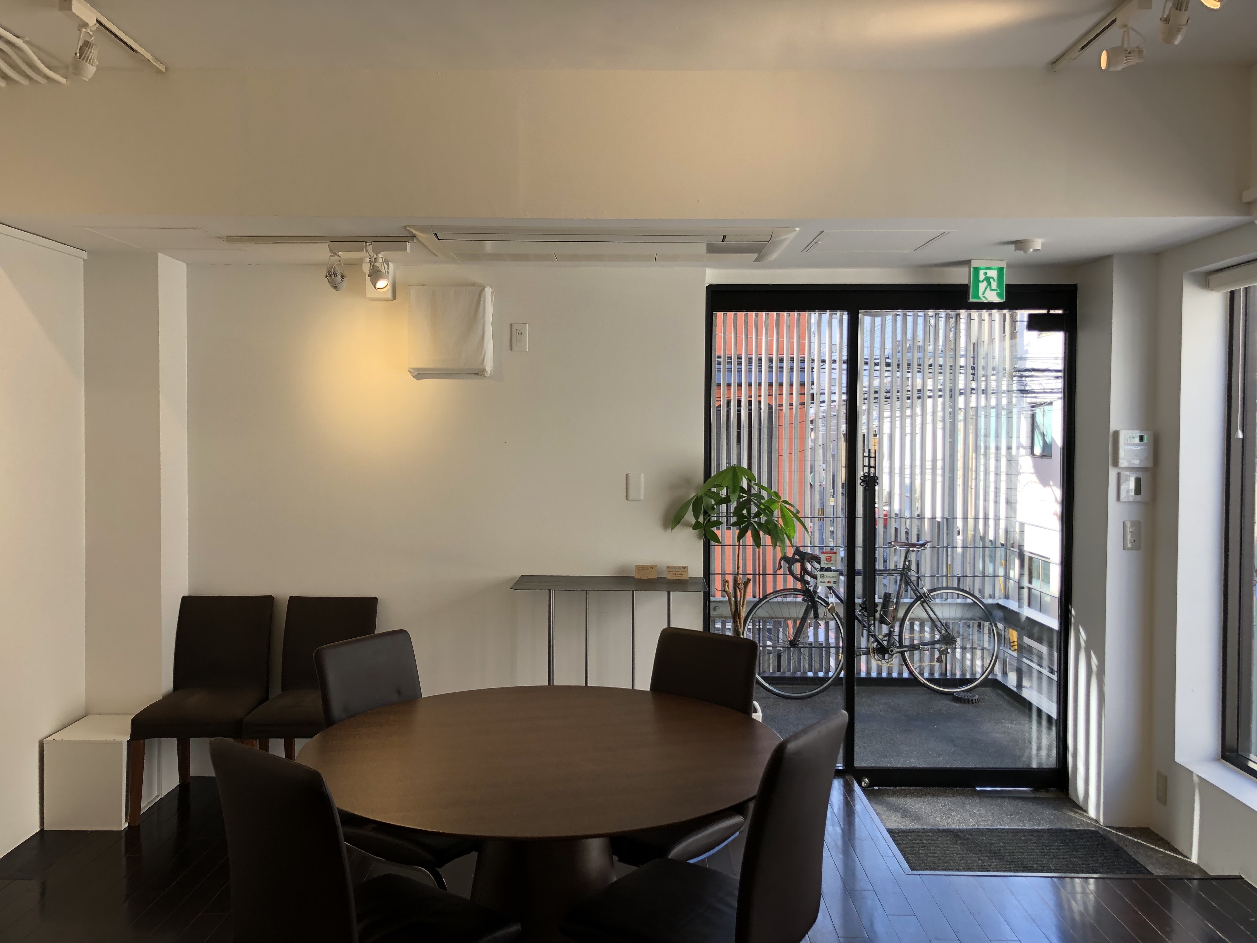 長机(W1800mm×D600mm)×4台