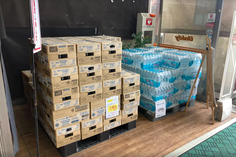 【ユニディ菅野店】1階風除室 物販やプロモーションに最適なホームセンター内風除室の催事イベントスペース