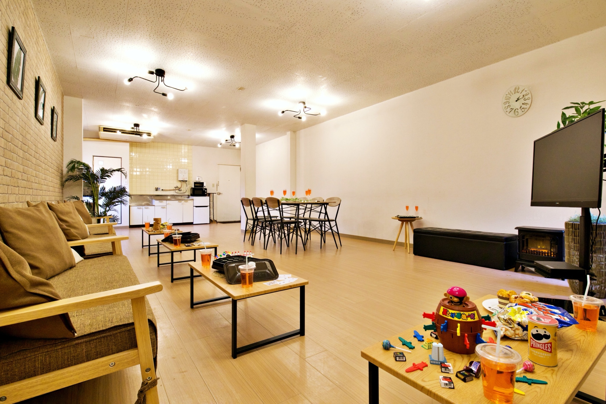 【谷町六丁目駅2分】クローズドイベントやオフサイトミーティングに最適な最大20名で利用可能なレンタルスペースの画像28