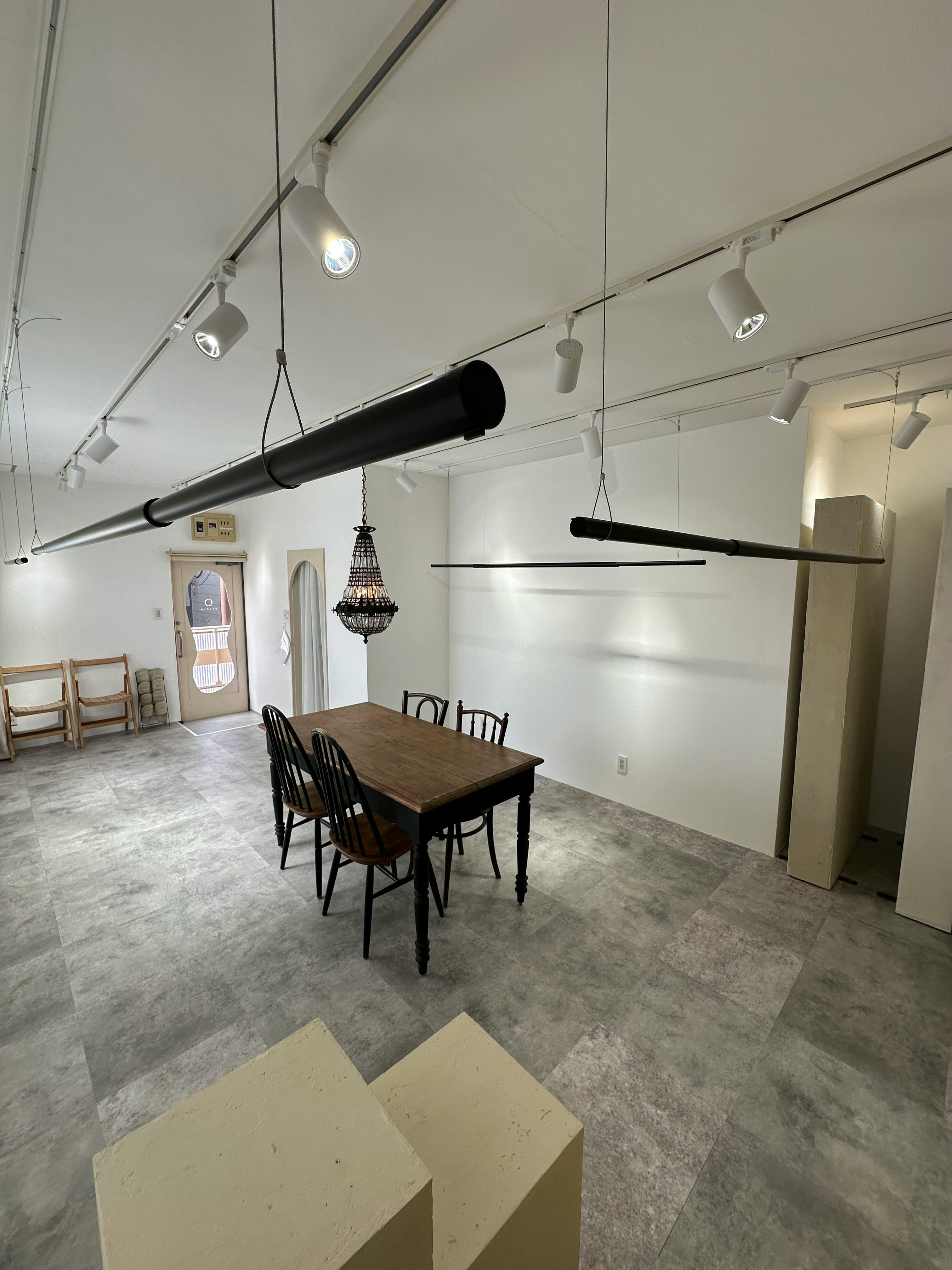 【表参道駅3分】展示会やポップアップに最適なナチュラルかつ温かみのあるイベントスペース