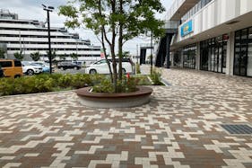 【SOCOLA所沢】1階屋外(メイン入り口前) 販促プロモーションに最適な催事イベントスペース