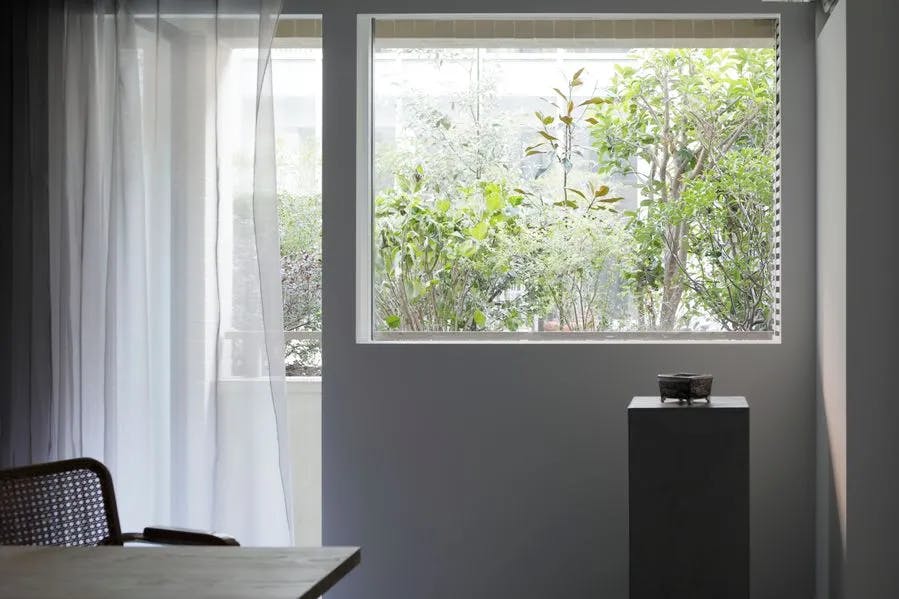 【北参道/原宿/千駄ヶ谷】展示会やポップアップ、撮影に最適な白とコンクリ壁と床を基調とした明るいイベントスペース