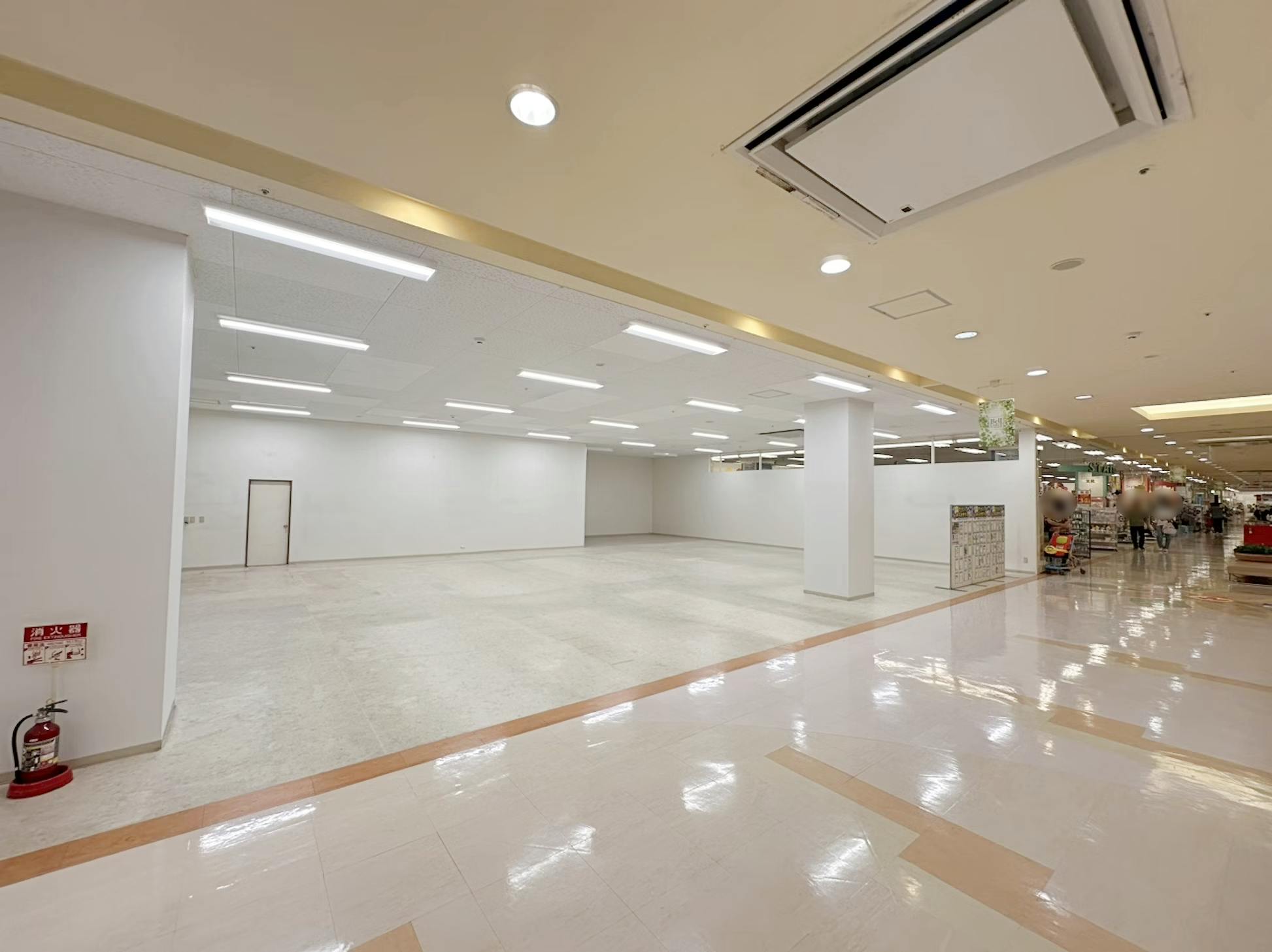 【ショッピングシティベル】各種ポップアップストアや展示販売会に最適な商業施設2階にあるイベントスペース