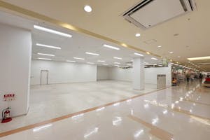 【ショッピングシティベル】各種ポップアップストアや展示販売会に最適な商業施設2階にあるイベントスペース