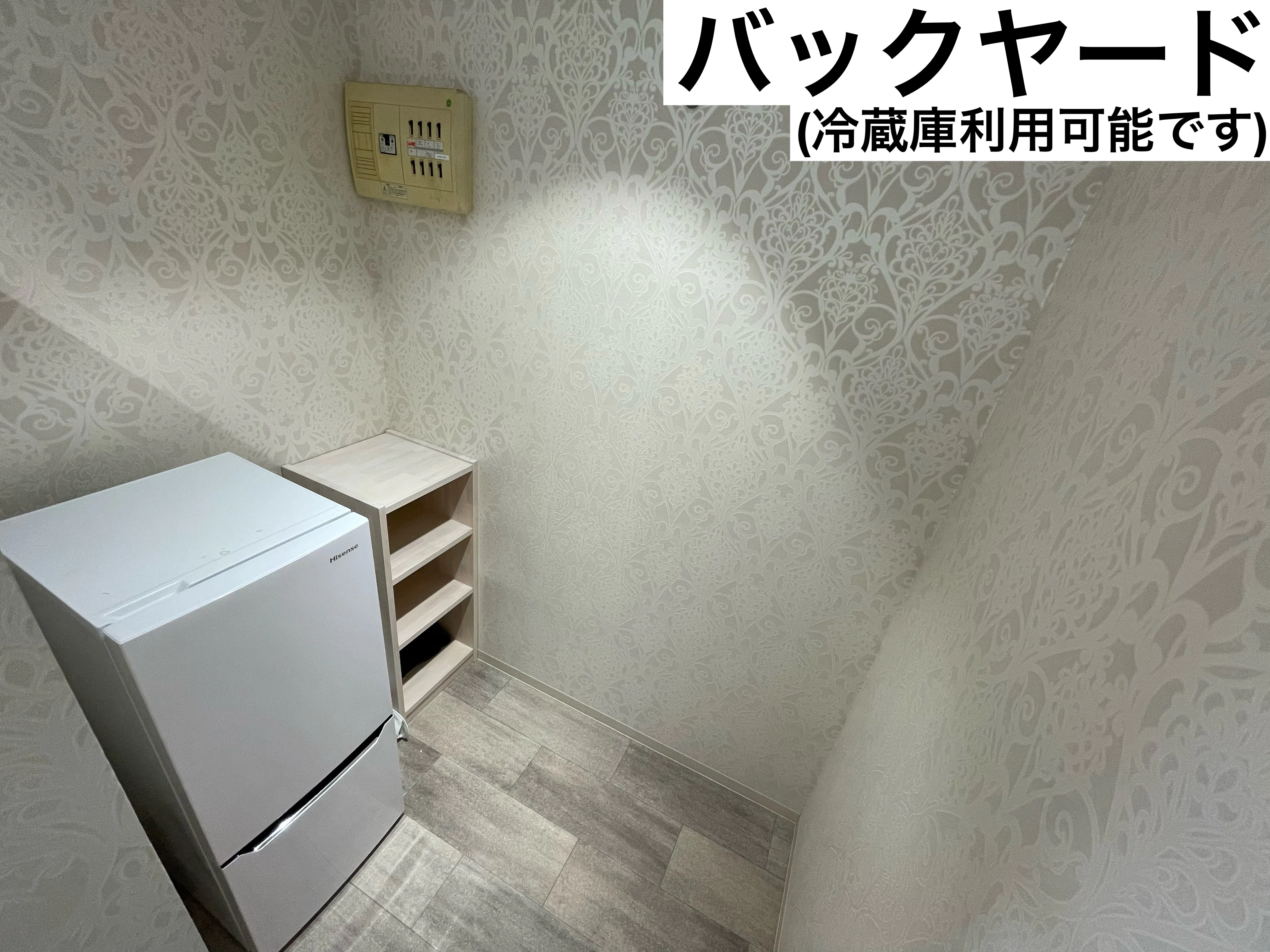 【大分市エリア】ネイルサロン等の出張サロンやポップアップに最適な個室及び什器完備のレンタルスペース