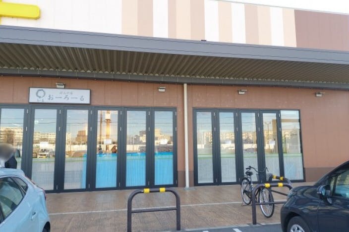 【マミーマート柏旭町】プロモーションに利用可能な入口付近軒下スペース