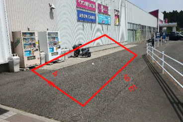 【イオン七戸十和田駅前店】食品側入口横外 キッチンカー出店に最適なスーパー屋外催事イベントスペース