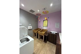 【イオンモール新小松】モール内広告 授乳室