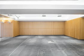 【銀座駅6分】数寄屋橋交差点すぐの路面にあるプロモーションに最適なレンタルスペース(一部貸しA)