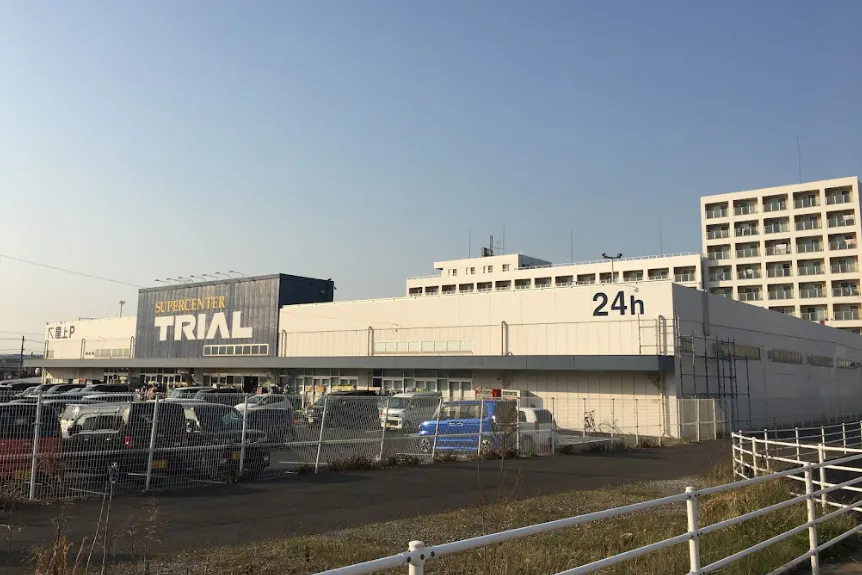 【スーパーセンタートライアル門司店】キッチンカー(調理営業)出店限定/屋外スペース(電源が使いやすくなりました!)