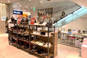 【東急プラザ戸塚】「①1F 上りエスカレーター横」ポップアップ、展示やPRイベントに適した視認性・訴求力の高いスペース