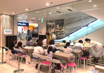 【東急プラザ戸塚】「①1F 上りエスカレーター横」ポップアップ、展示やPRイベントに適した視認性・訴求力の高いスペース