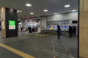 【京王クラウン街笹塚】笹塚駅直結!物販や出張販売に最適な改札前のイベントスペース