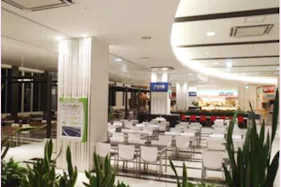 【イオンモール甲府昭和】モール内広告 フードフォレストテーブルシール