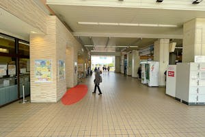 【ペリエ稲毛海岸】スイーツ等の食系ポップアップストアに最適なJR稲毛海岸駅改札正面にあるスペース