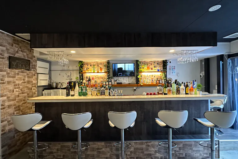 カウンター正面