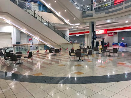 【イオンモール直方】1F  チューリップコートの画像