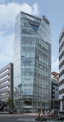 【渋谷駅7分】全面ガラス張り、自然光豊かな10-12Fのイベントスペース