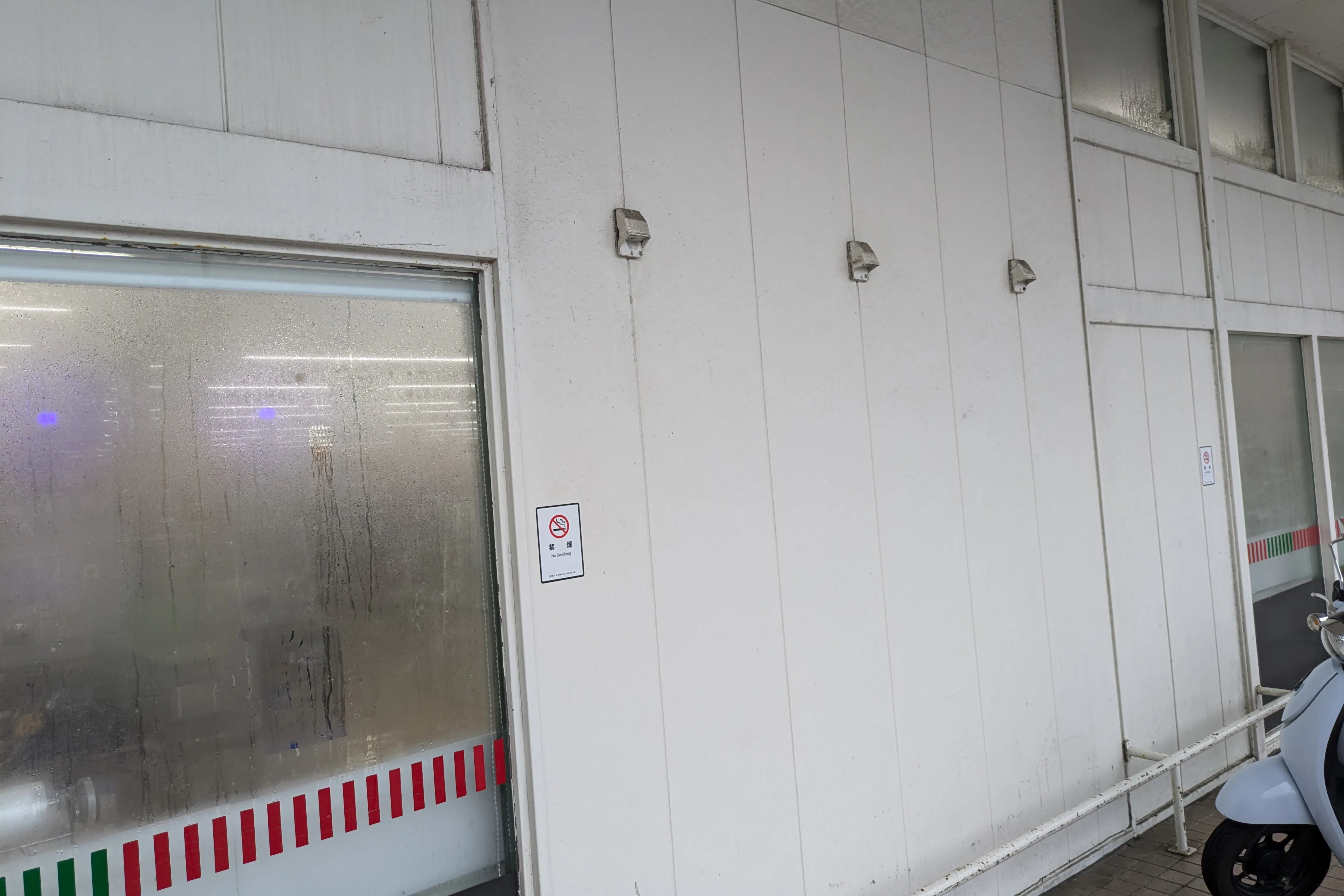 【ゆめマート帯山】店頭軒下 ポップアップストア(物販、食物販)やプロモーション用途に最適なスーパーの屋外催事イベントスペース