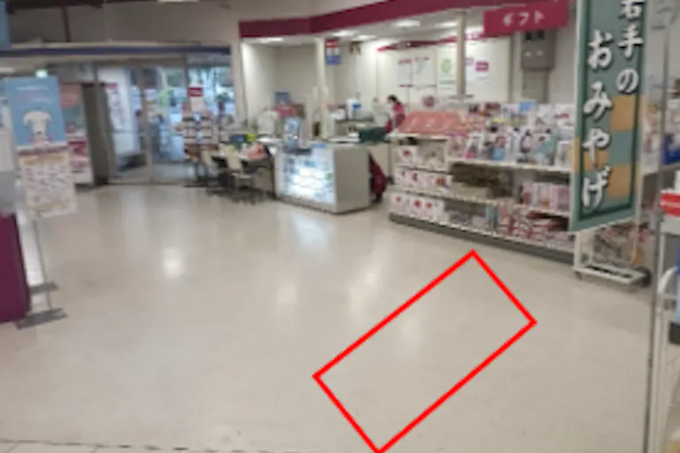 【マックスバリュ花巻店】サービスカウンター横 販促プロモーションに最適なスーパー店内催事イベントスペースの画像2