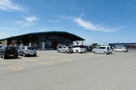 【ダイナム名寄店】キッチンカーやプロモーションに最適なアミューズメント施設のイベントスペース(駐車場)