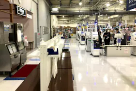 【スーパーセンタートライアル飯塚店】【店舗入口前】食物販の出店が可能なトライアルマルシェ(キッチンカー/テント・スペース)A