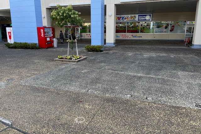 【OSC湘南シティ】ポップアップストアやセールスプロモーションに最適な商業施設の屋外にある広さ300㎡の人通りの多いイベントスペース(オープンモール①)