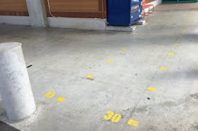 【ダイナム長野茅野店ゆったり館】物販や各種プロモーションイベントでの出店に最適なアミューズメント施設のイベントスペース(喫煙所横)