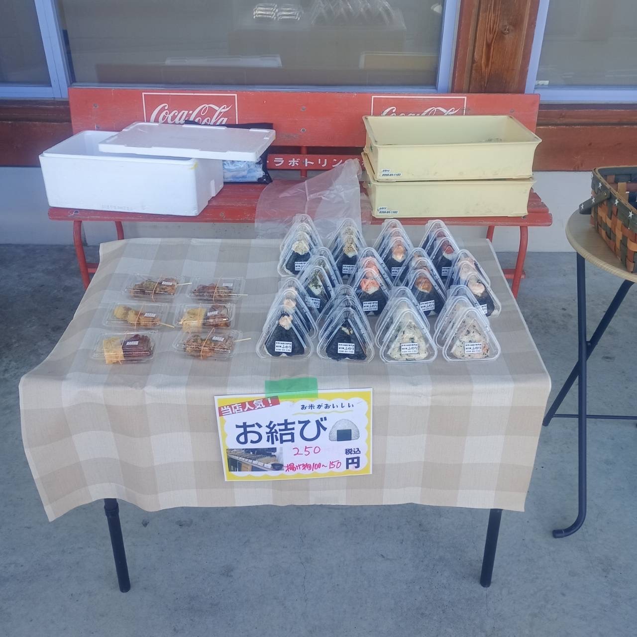 【ダイナム長野茅野店ゆったり館】物販や各種プロモーションイベントでの出店に最適なアミューズメント施設のイベントスペース（喫煙所横）