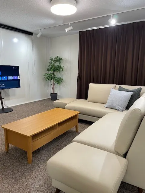 【静岡県浜松市】自主企画マルシェやワークショップに最適なお手頃価格のレンタルスペース「Living」/敷地全体の貸切イベント開催も可能!