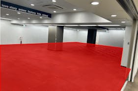 【横浜市営地下鉄ブルーライン横浜駅:C区画】各種プロモーションや物販、食物販のポップアップストアに最適な人通りの多い改札外イベントスペース(25年9月~12月末まで)