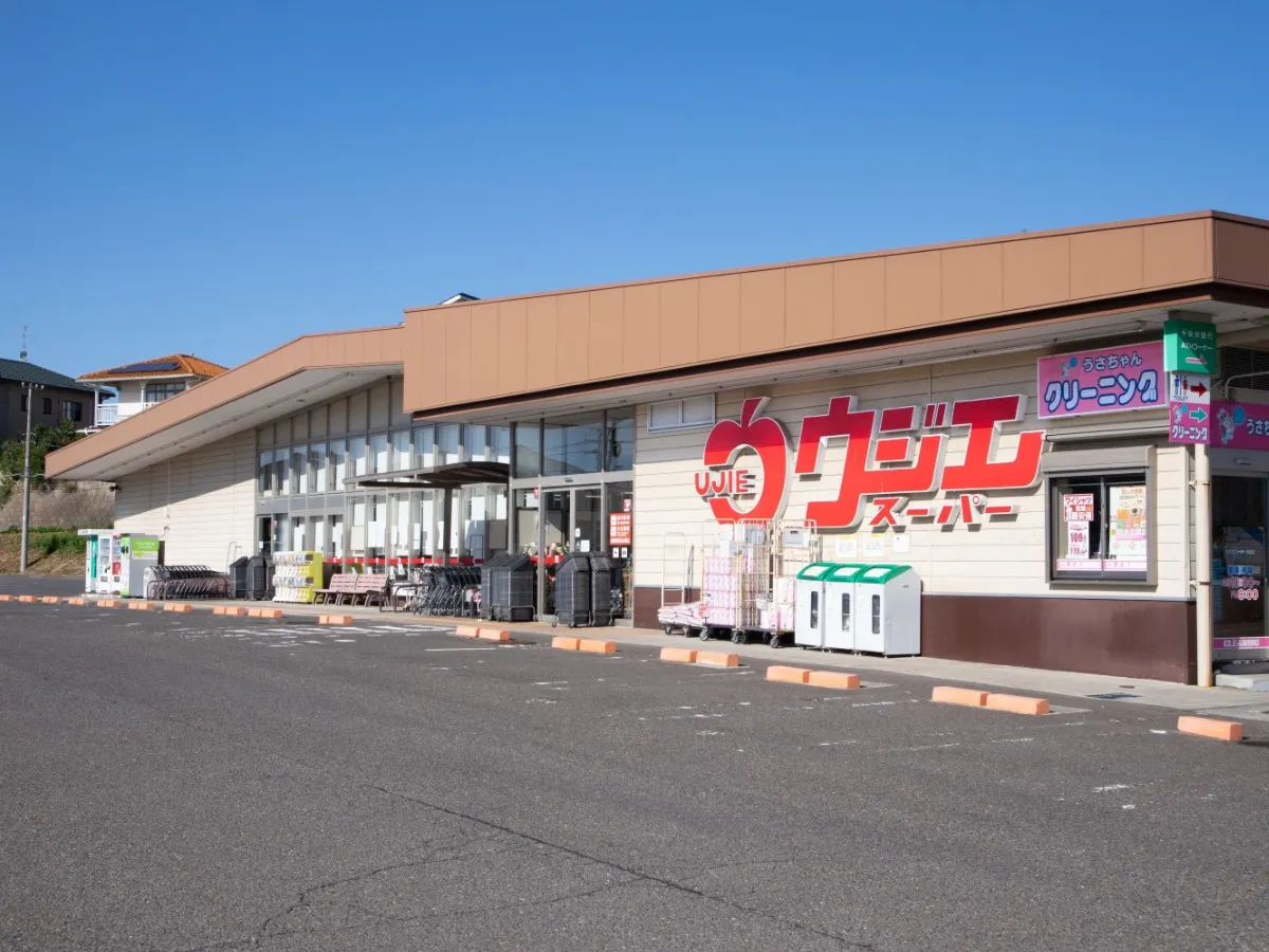 【ウジエスーパー塩釜店】販促プロモーションや食物販に最適な軒下スペース