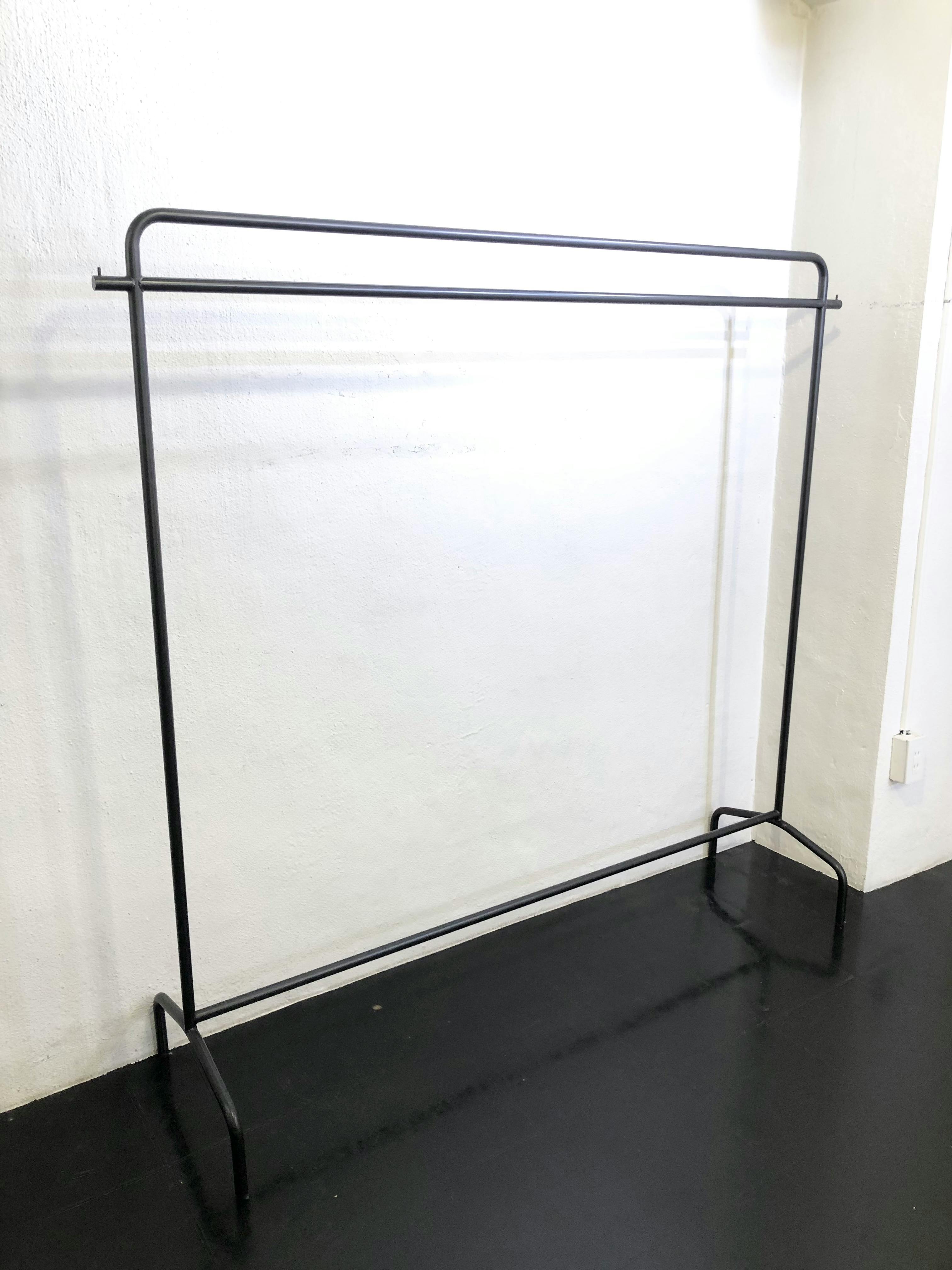 【表参道駅8分】撮影スタジオや展示会などに最適な白を貴重とした天高なレンタルスペース