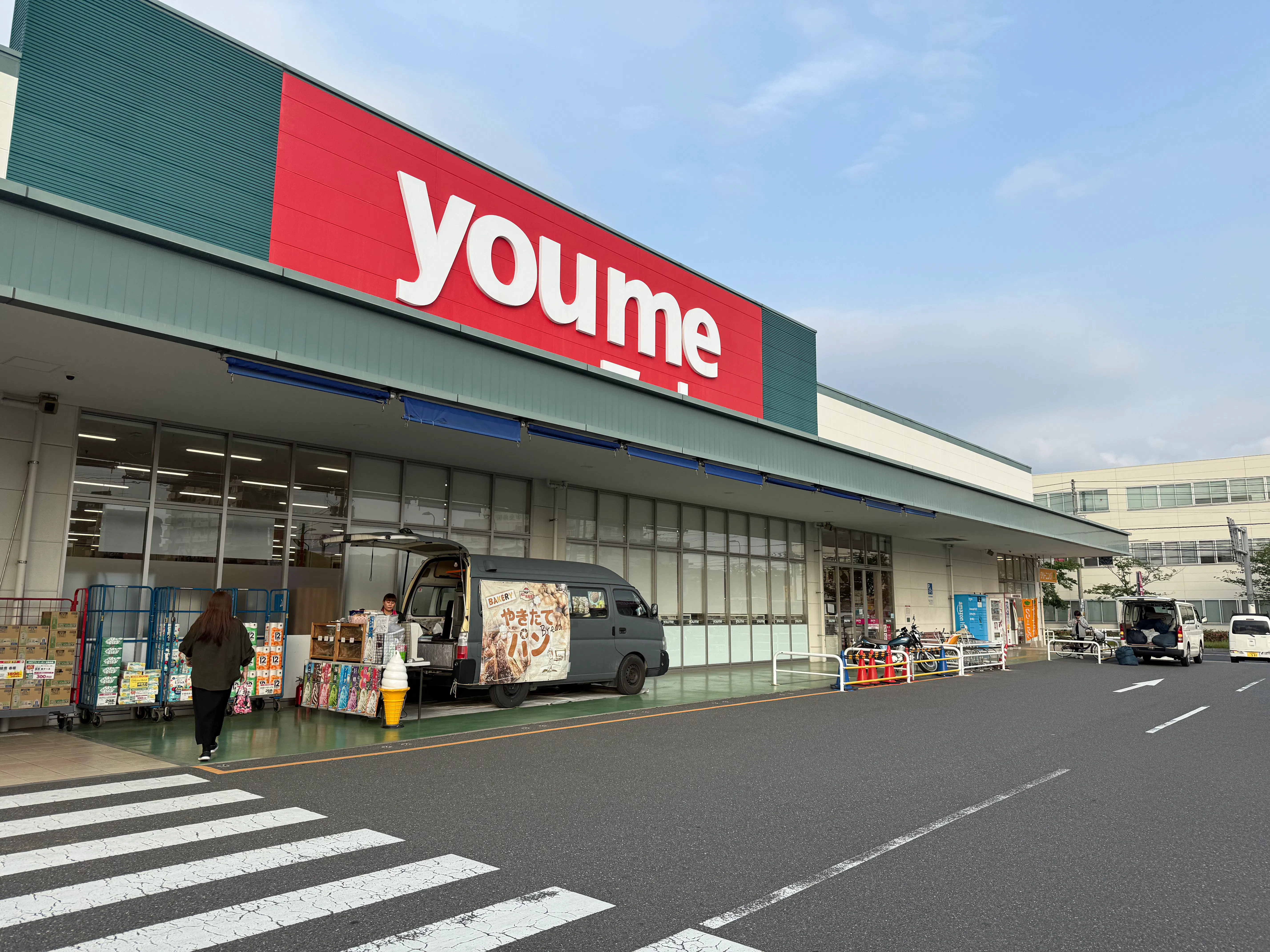 【ゆめマート 永犬丸】屋外軒先 物販のポップアップストアや販促プロモーションにおすすめな催事イベントスペース