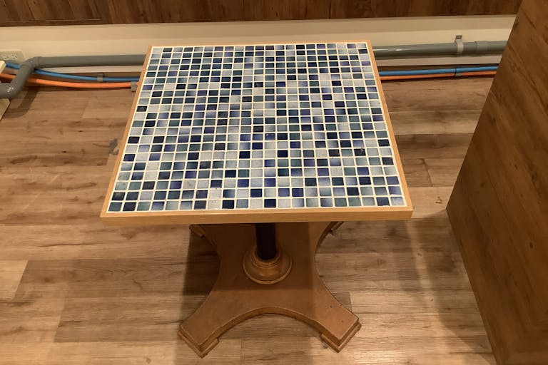 サイドテーブル利用可(幅600×奥行600×高さ700)