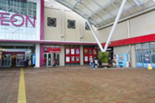 【イオンモール久御山*】中央広場(屋外)