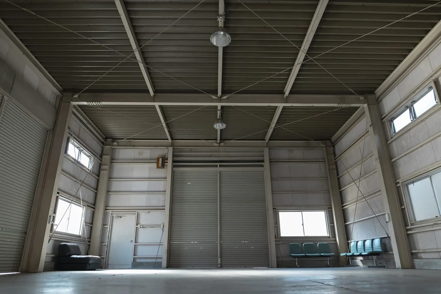 【新江古田駅7分】延床115㎡と75㎡（4月より）天高5mの倉庫イベントスペース｜展示会やギャラリーに最適