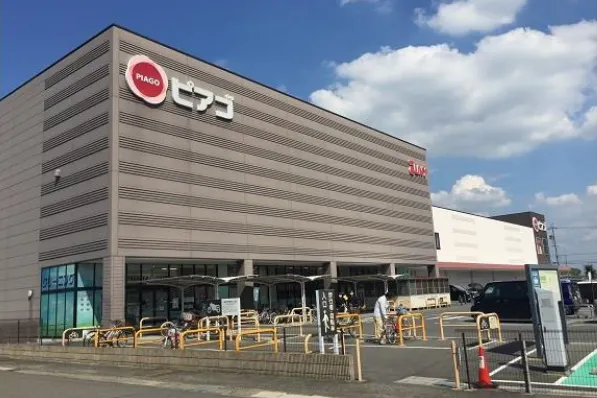 【ピアゴ尾西店】販促プロモーションや食物販に最適な1Fエスカレーター前のイベントスペース