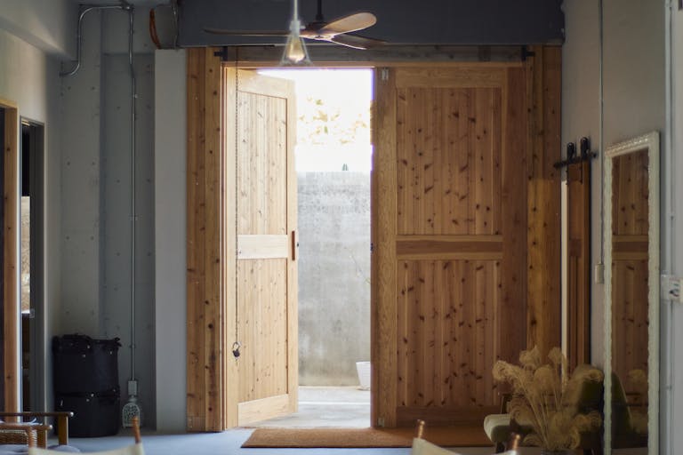 【沖縄県宮古島エリア】各種ポップアップや招待制の展示会に最適なナチュラルモダンな雰囲気が特徴的な路面スペースの画像8