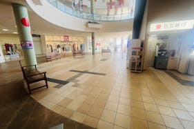 【イオンタウン鈴鹿】ポップアップストアやワークショップ、PR活動に最適な1階ユニクロ前広場のイベントスペース