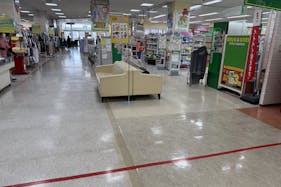 【ゆめマート 頓野】店内中央 販促プロモーションや物販のポップアップストアにおすすめな催事イベントスペース