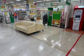 【ゆめマート 頓野】店内中央 販促プロモーションや物販のポップアップストアにおすすめな催事イベントスペース